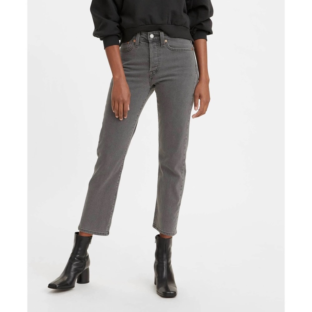 Levi’s Cosmic Comet Size 27 Straight Jean grey